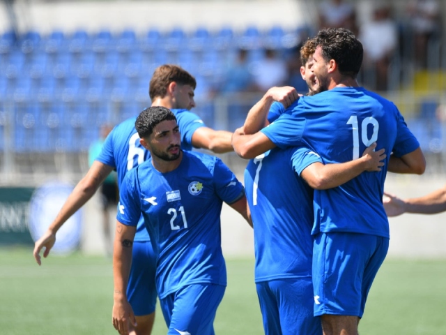 אתא ביאליק (עדי דטליס)